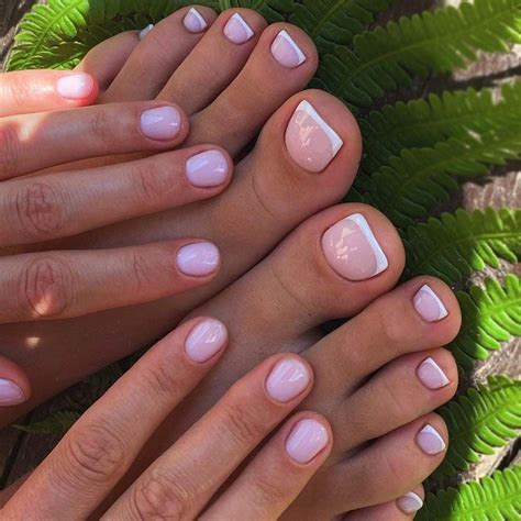 Tip to toe nails - 